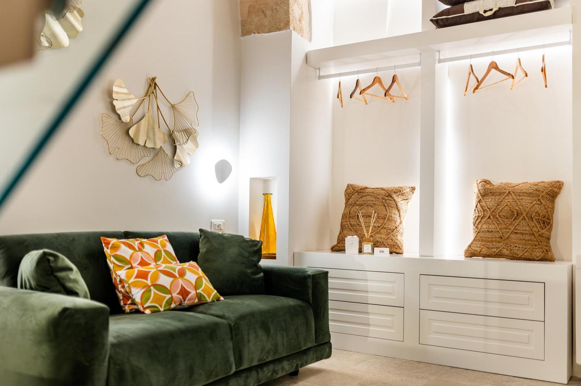 Old Court Luxury Suite&Spa By Monholiday Монополи Экстерьер фото